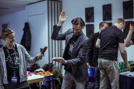 Auch Backstage darf der Spaß beim Event nicht zu kurz kommen.