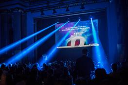 Beeindruckendes Intro zum Kongress vor der Keynote von Jan Griesel
